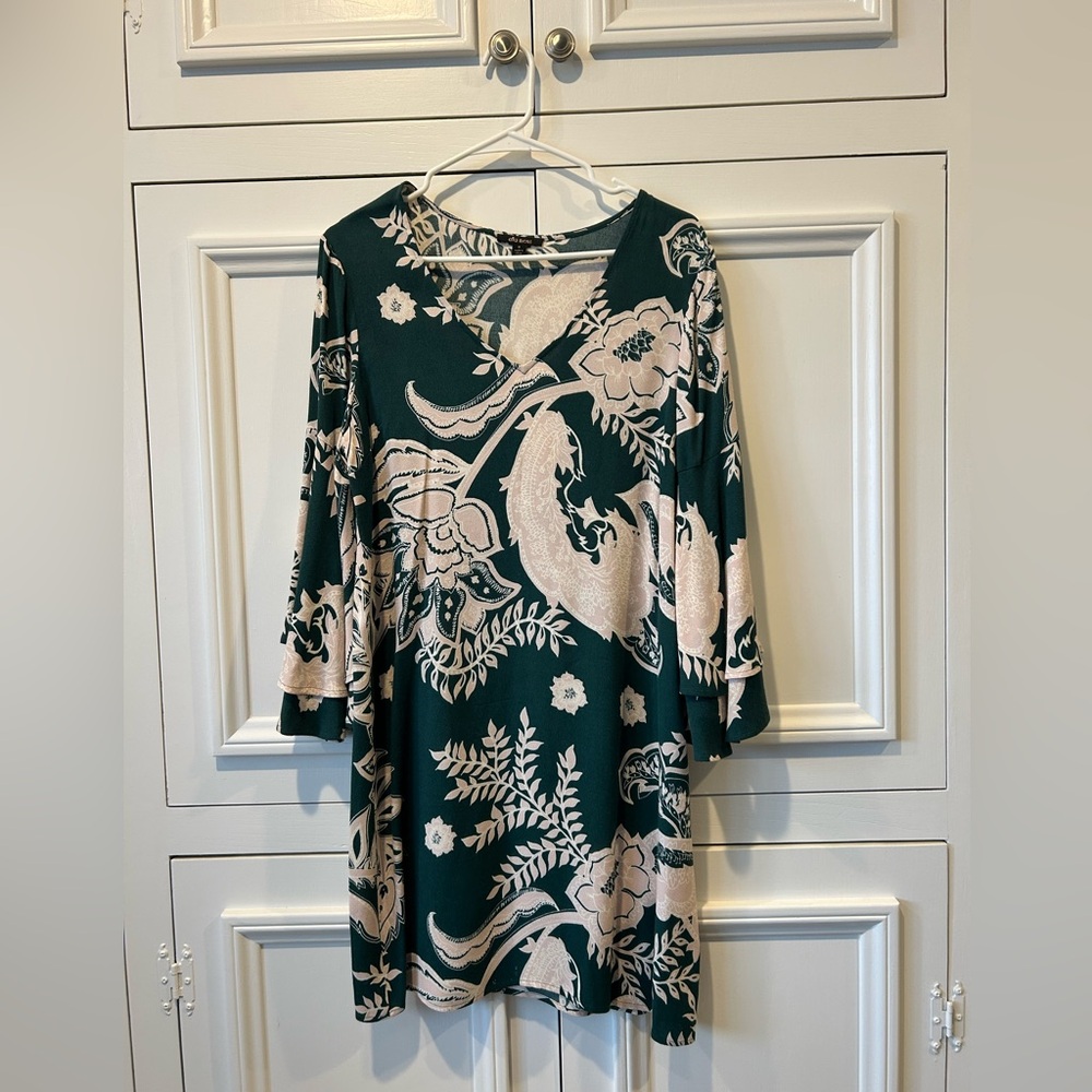 Ella Moss tunic dress, size Medium in multi colors of green and pale pink.